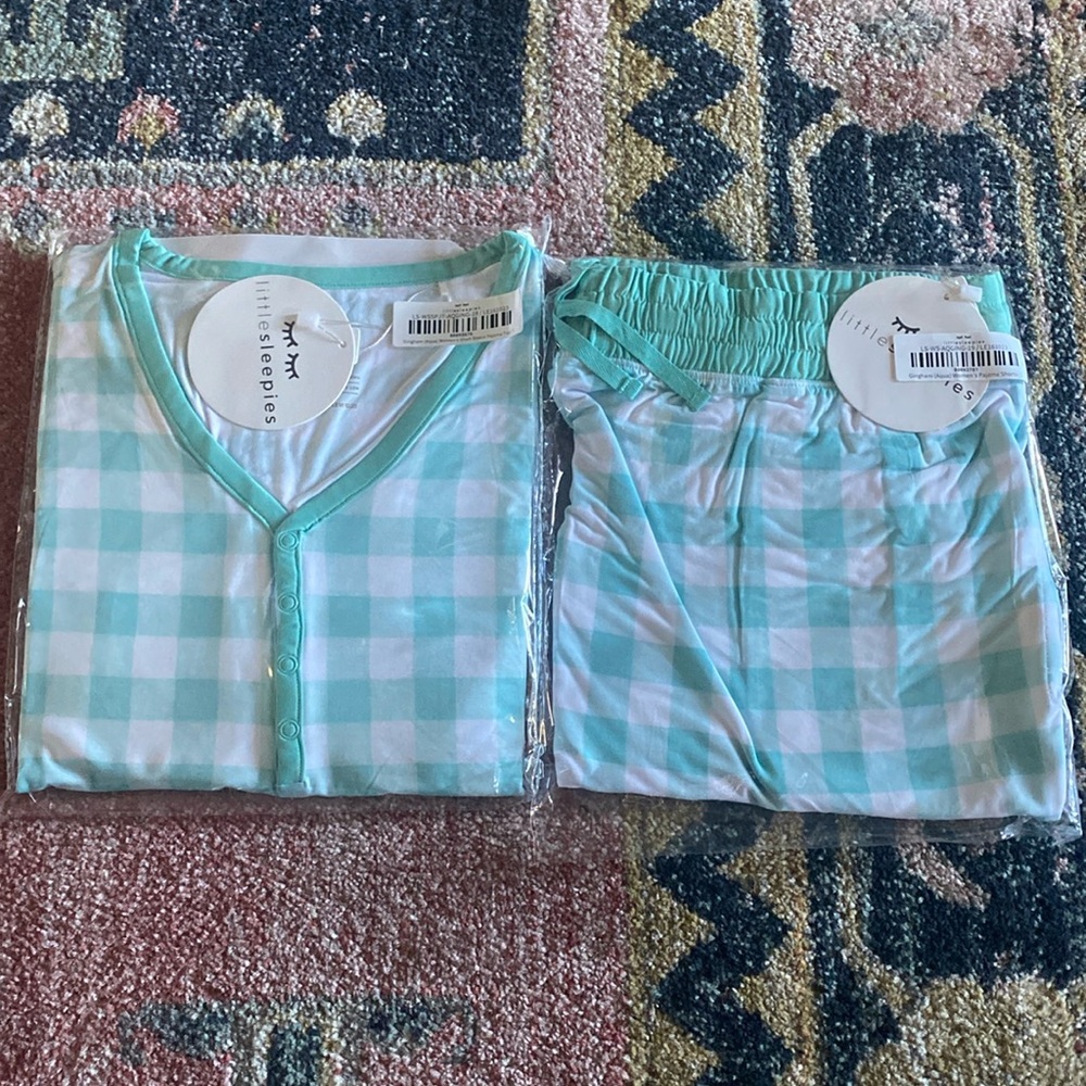 Little sleepies aqua gingham women’s top and shorts nib